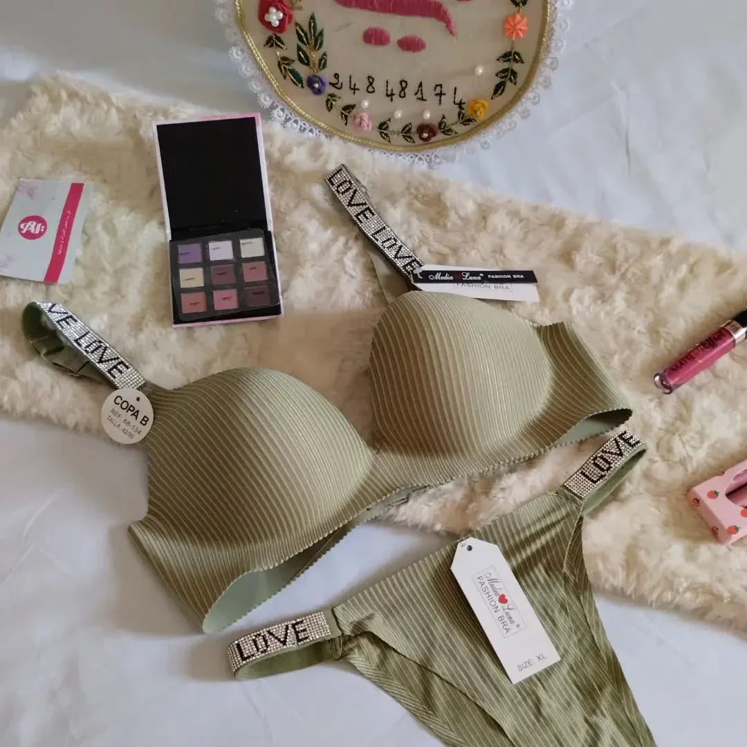 Bra Panty Set Single Padded and wireless