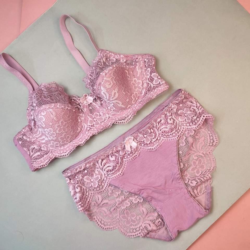 Glamour Rest Light Padded Bra Panty Set Ring Wired