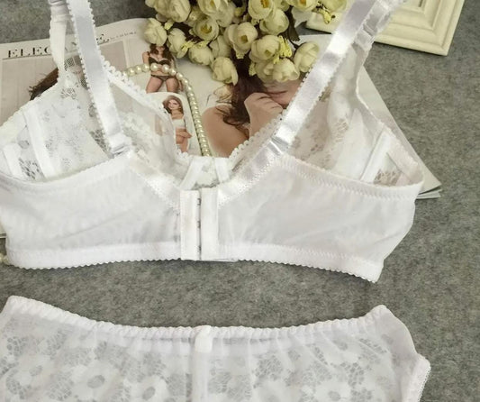 Non  Padded Bra Panty Set Ring Wired Lacy Touch