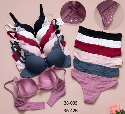 Luxury Lace Wired Push-Up Bra & Panty Set